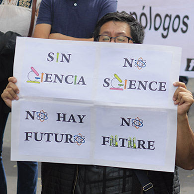 390Ciencia_1804_Marcha.jpg