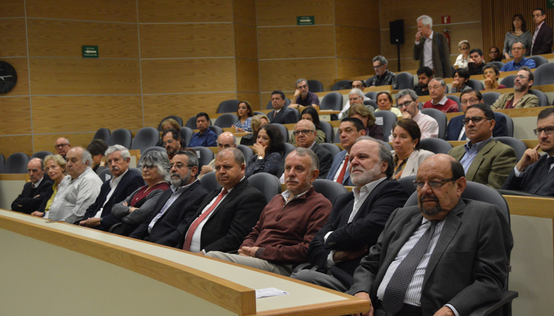 800-Algunos-de-los-asistentes-al-congreso-El-futuro-de-la-ciencia-especulaciones-y-certezas.jpg