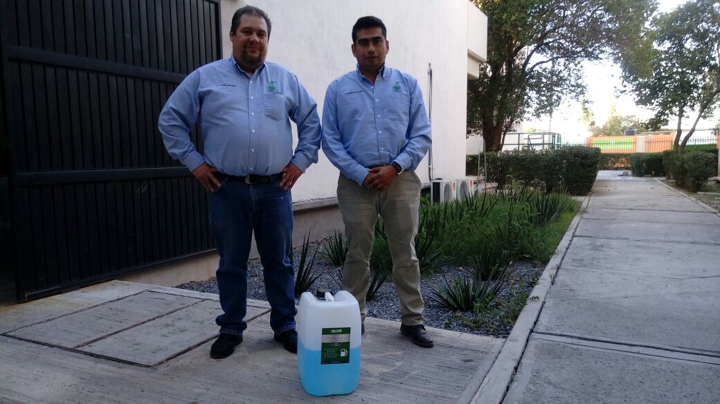 Dr. José Antonio Rodríguez De la Garza y Dr. Leopoldo Ríos González2.jpg