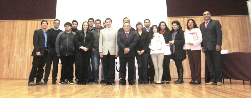 Fotos tras la firma de convenio 1