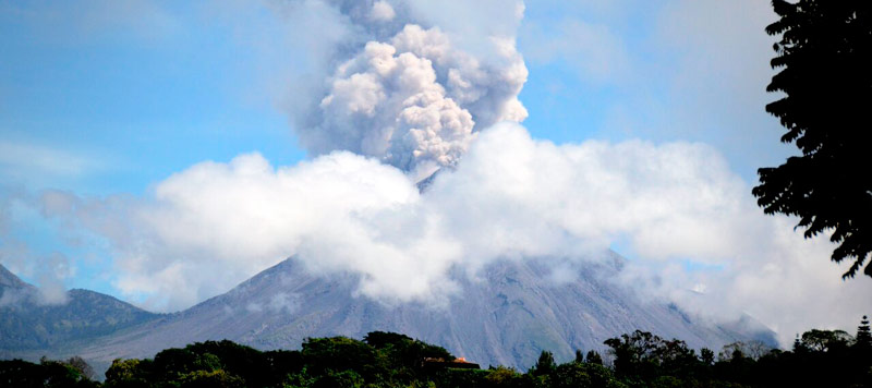 banner volcan colima breton01