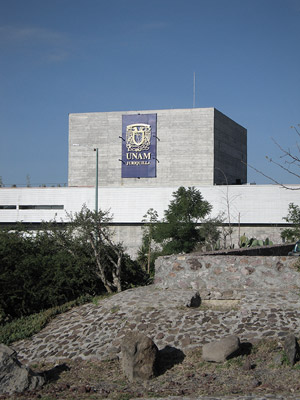 unam juriquilla feria ciencias humanidades