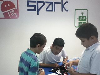 spark robotica ninos