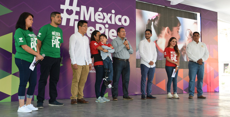 800Entrega-de-la-primer-órtesis-hecha-con-impresión-3D-para-Charly--Fotografía-tomada-por-Paloma-Carreño-(5).jpg