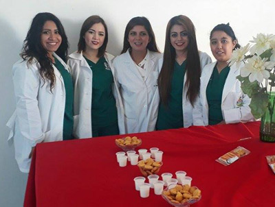 Equipo de alumnas que desarrollaron Cocobites